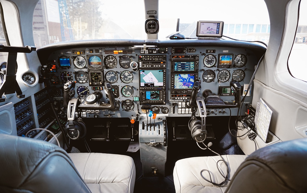 découvrez l'univers fascinant de l'aviation, explorez les dernières innovations, l'histoire des avions et les acteurs clés du secteur. plongez dans le monde du vol et des transports aériens, où technologie et passion se rencontrent.