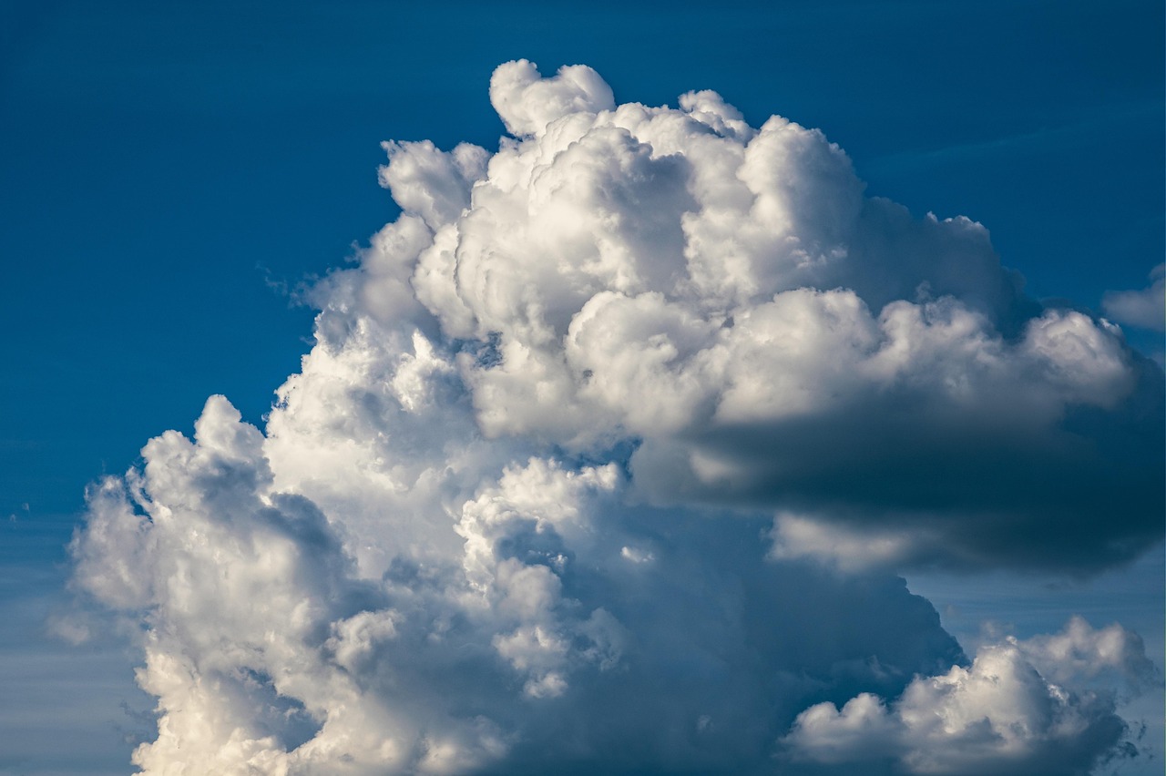 découvrez l'importance du 'climate framing' dans le discours environnemental. apprenez comment les cadres conceptuels influencent notre compréhension du climat, façonnent les perceptions publiques et orientent les actions en faveur d'une planète durable.