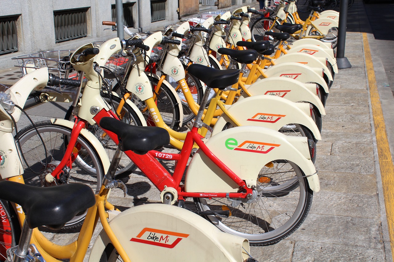 découvrez les enjeux et solutions de la mobilité durable, un concept essentiel pour réduire notre empreinte carbone, améliorer la qualité de vie en ville et favoriser les transports écologiques. adoptez des pratiques respectueuses de l'environnement pour un avenir plus vert.