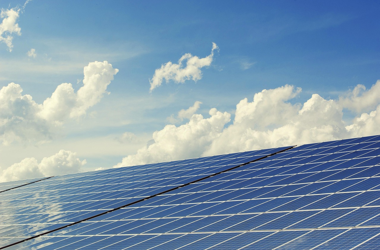 découvrez le potentiel illimité de l'énergie renouvelable offshore, une solution innovante et durable pour répondre aux défis énergétiques de demain. apprenez comment les technologies maritimes transforment la production d'énergie tout en préservant notre planète.