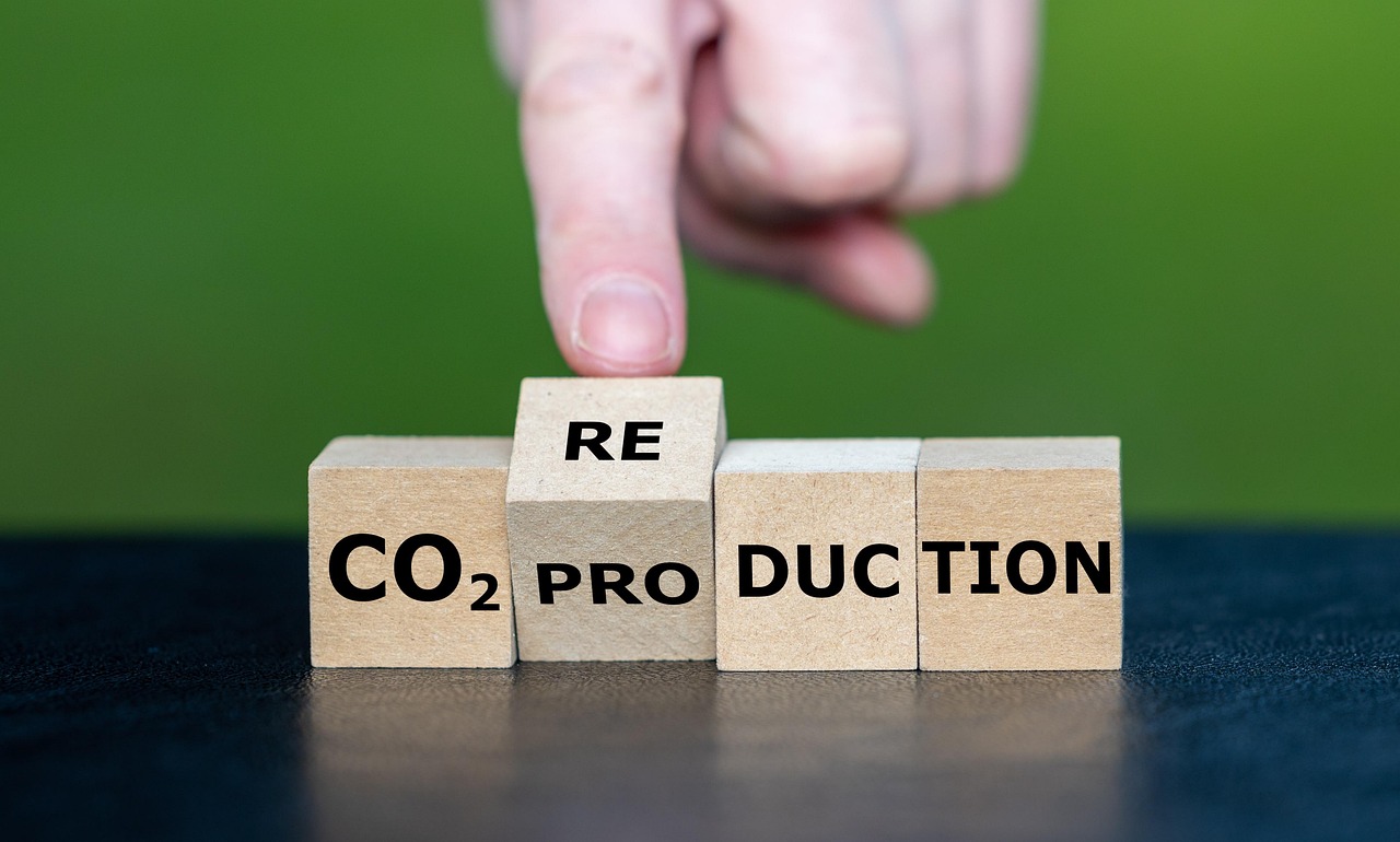 découvrez ce qu'est l'empreinte carbone, son impact sur l'environnement et des conseils pratiques pour réduire votre contribution aux émissions de gaz à effet de serre.